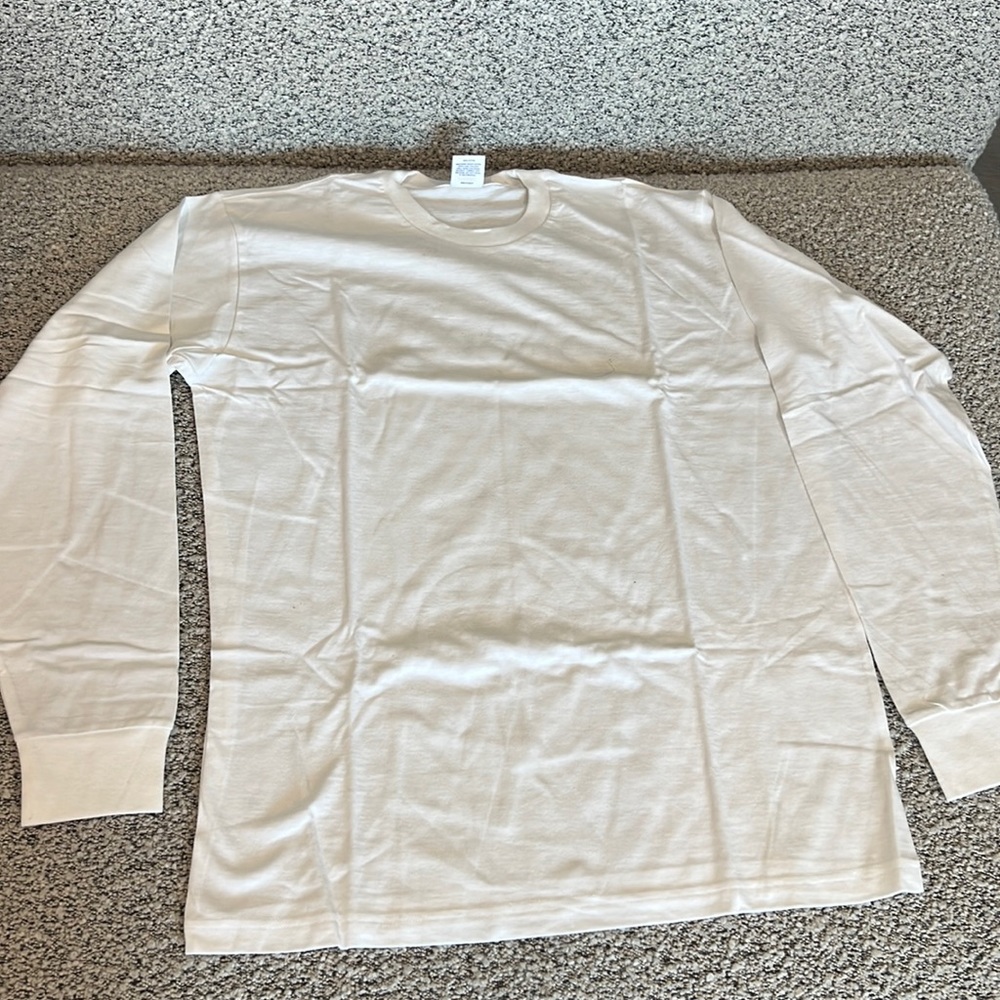 Supreme tee